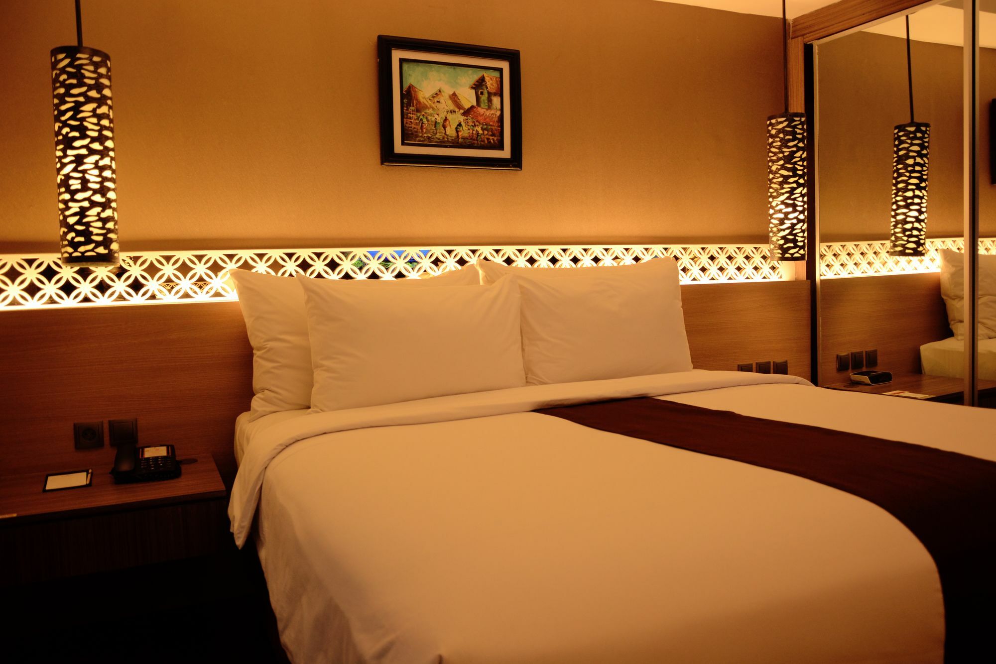 Отель Ramada By Wyndham Bali Sunset Road Kuta Семиньяк Экстерьер фото