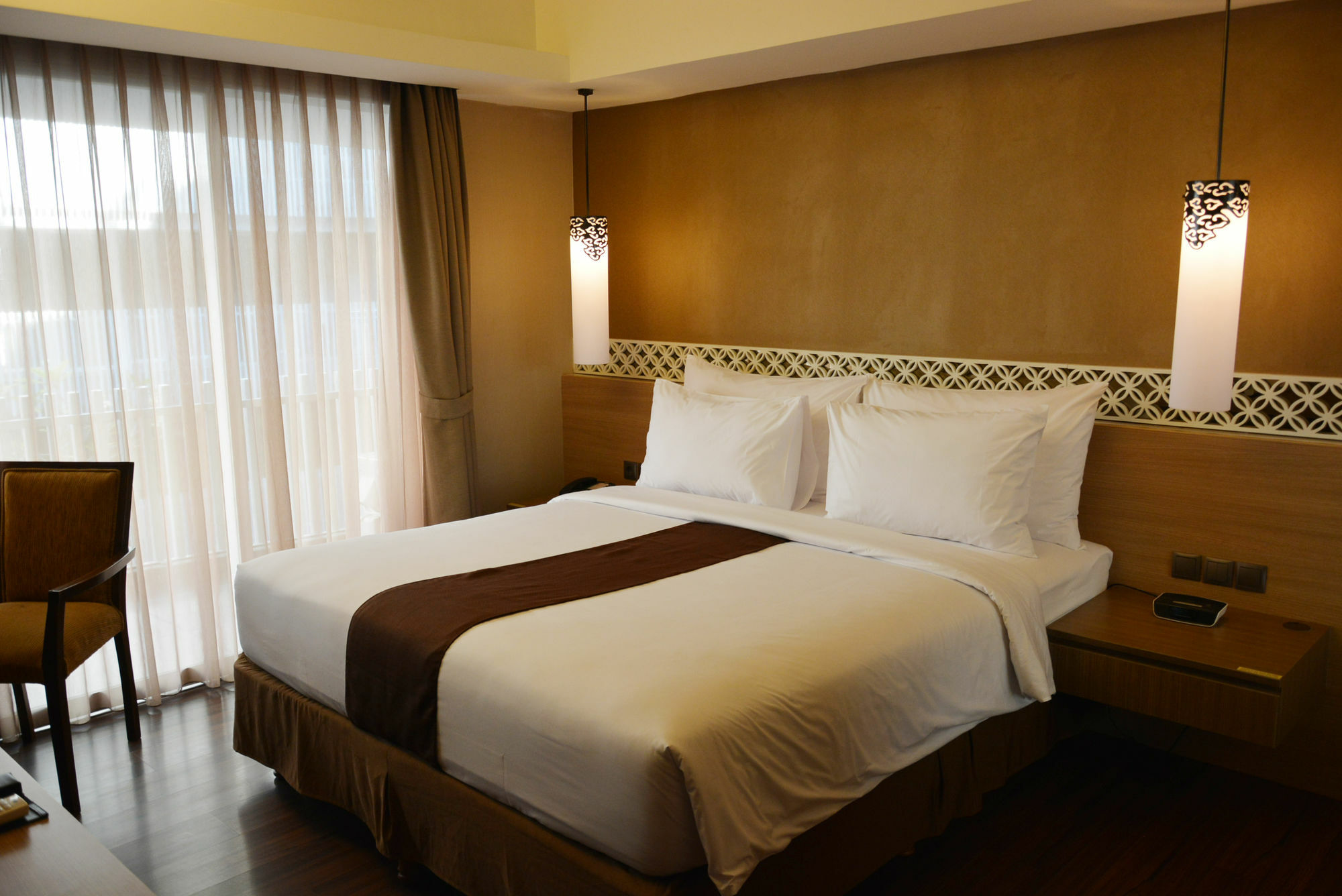 Отель Ramada By Wyndham Bali Sunset Road Kuta Семиньяк Экстерьер фото